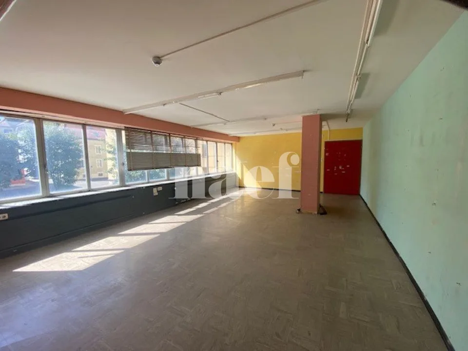 Commercial premises