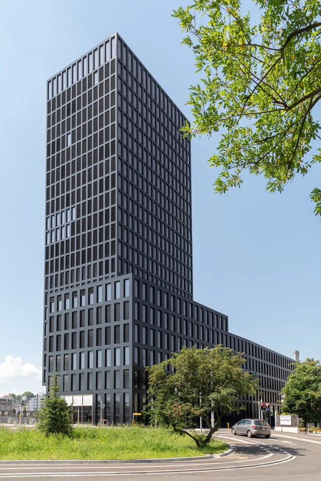 Hochwertige Büroflächen im Grosspeter Tower – Foto 10 von 11