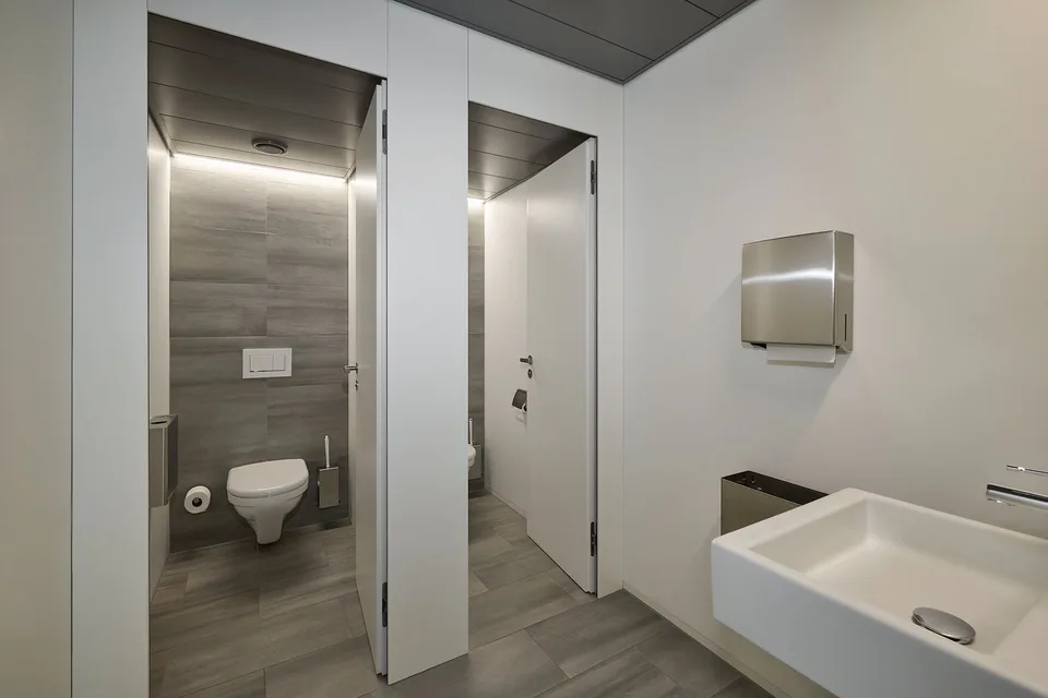 Hochwertige Büroflächen im Grosspeter Tower – Foto 8 von 11