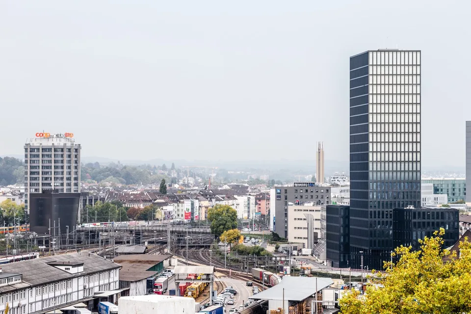 Hochwertige Büroflächen im Grosspeter Tower – Foto 11 von 11