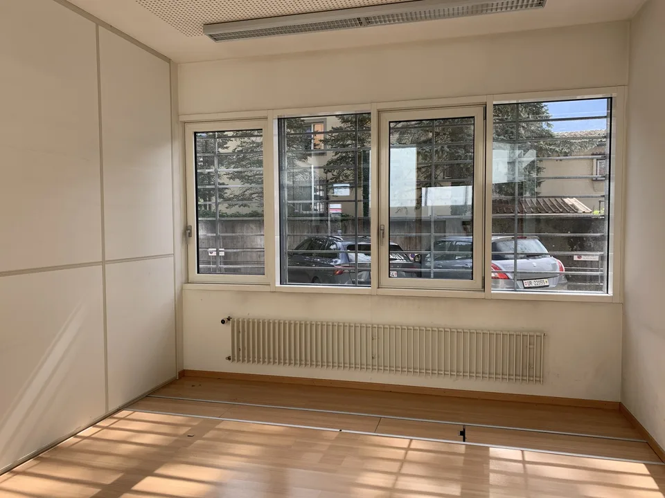 Verkaufsräumlichkeiten mit Altbauflair in Teilflächen zu vermieten – Foto 6 von 9