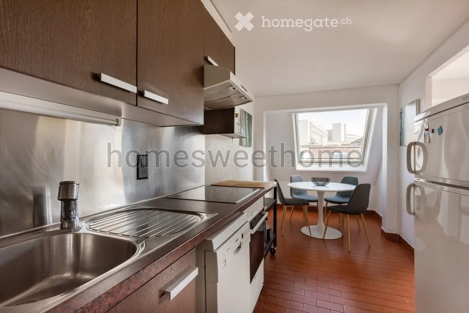 Appartamento arredato con 4 locali e balcone - Rue Cingria