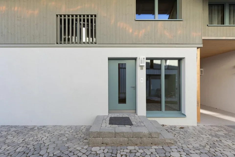 Bezugsbereit! Komplett saniertes 5.5 Zimmer Einfamilienhaus im schönen WEIHERHOF