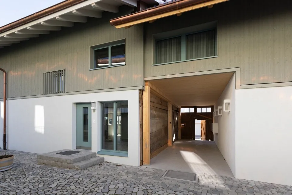 Bezugsbereit! Komplett saniertes 5.5 Zimmer Einfamilienhaus im schönen WEIHERHOF