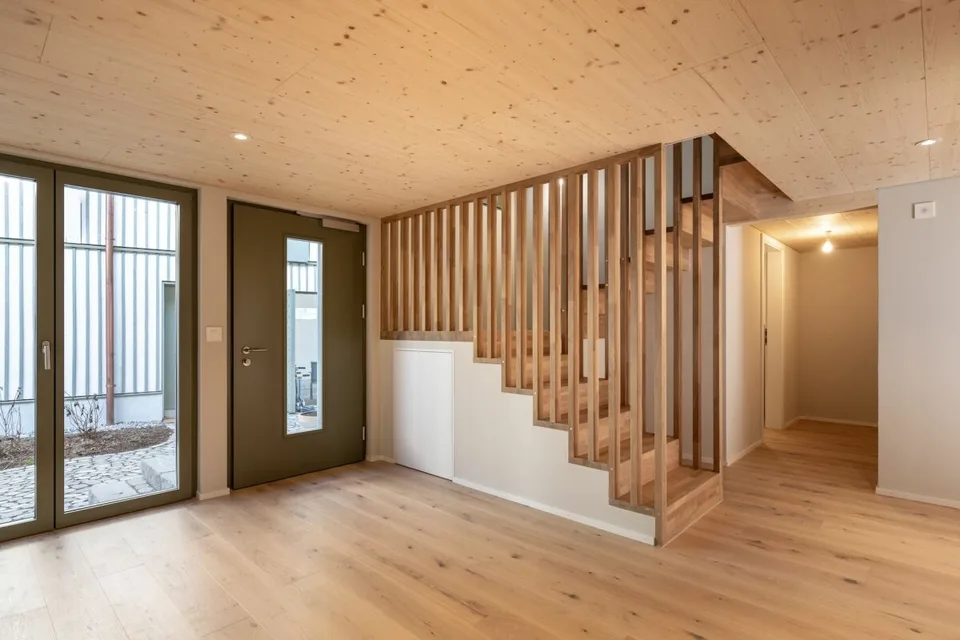 Bezugsbereit! Komplett saniertes 5.5 Zimmer Einfamilienhaus im schönen WEIHERHOF