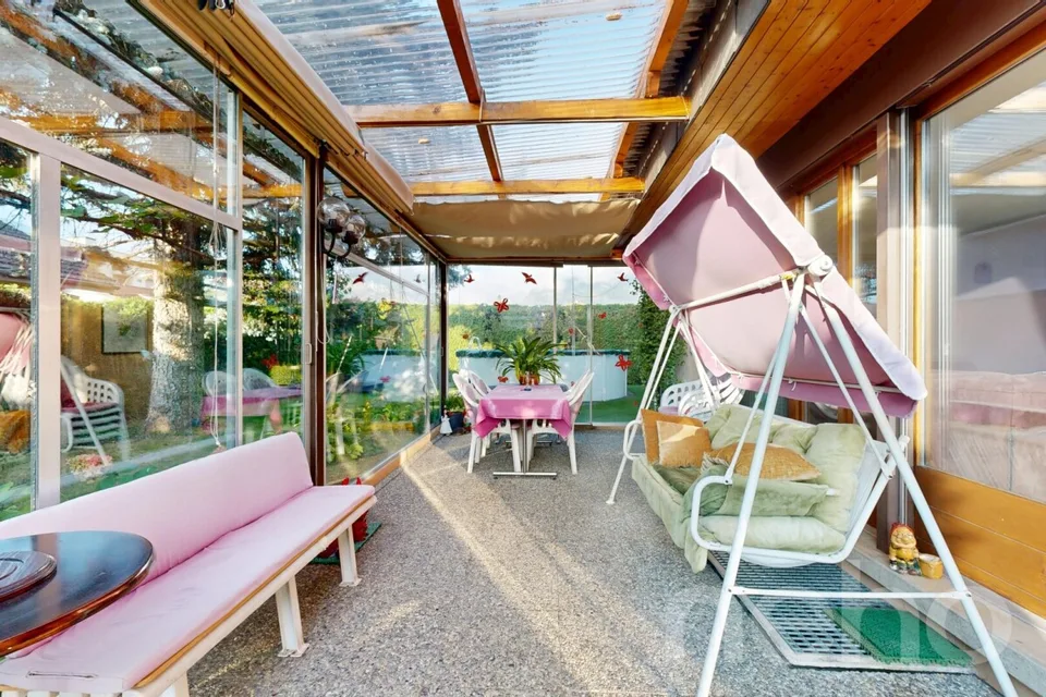 Casa affascinante con un bel spazio esterno e una veranda – foto 15 di 18