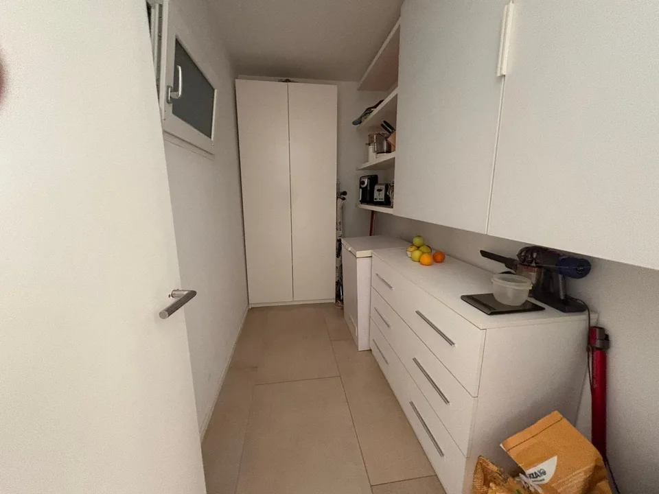 Villa mit Pool, freier Aussicht und absoluter Privatsphäre – Foto 10 von 29