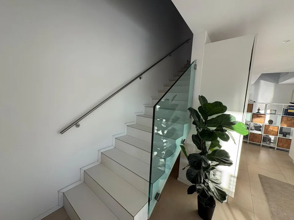 Villa mit Pool, freier Aussicht und absoluter Privatsphäre – Foto 13 von 29