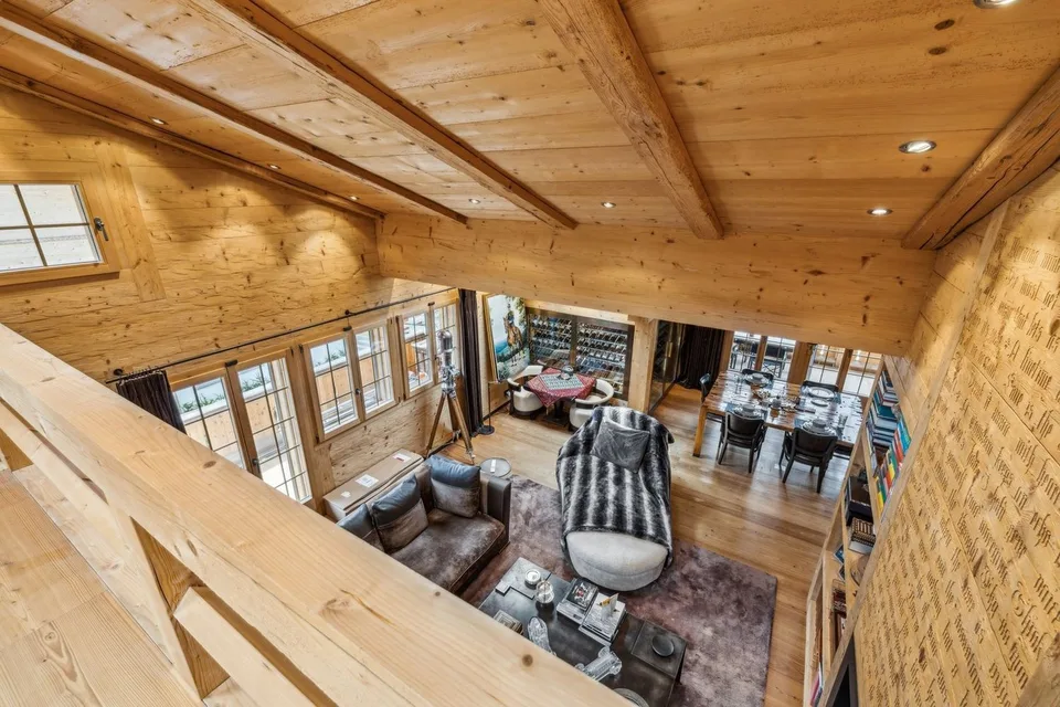 Prächtiges Penthouse in Feutersoey bei Gstaad