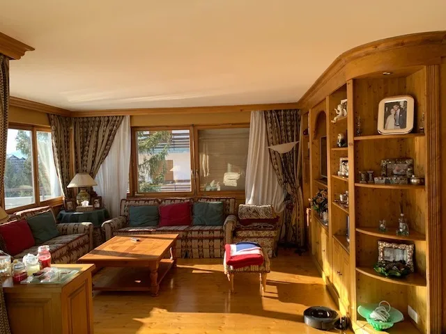 Continental, 5 pièces, rez-supérieur