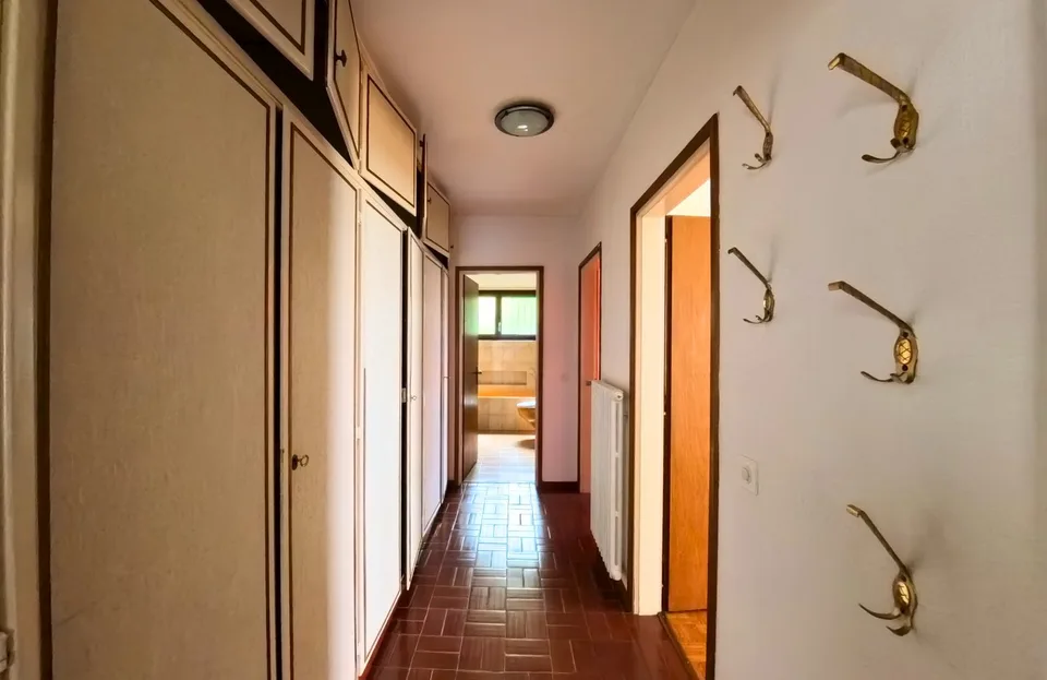 VILLA INDIPENDENTE CON GIARDINO E VISTA APERTA – photo 13 of 19