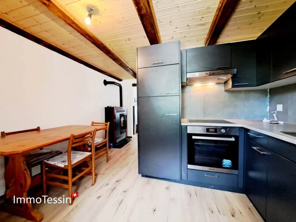5.1% RENDITE: Kleines Mehrfamilienhaus mit 3 Wohnungen in der Nähe von Bellinzona zum Top Preis – Foto 8 von 13