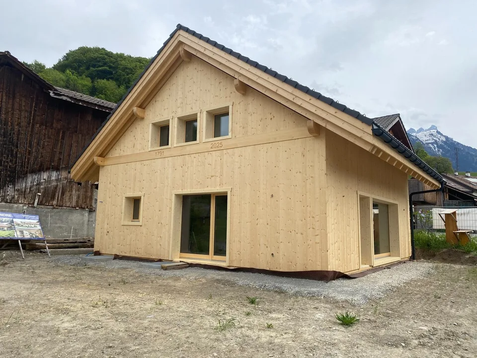 High-end village houses in Fenalet-sur-Bex