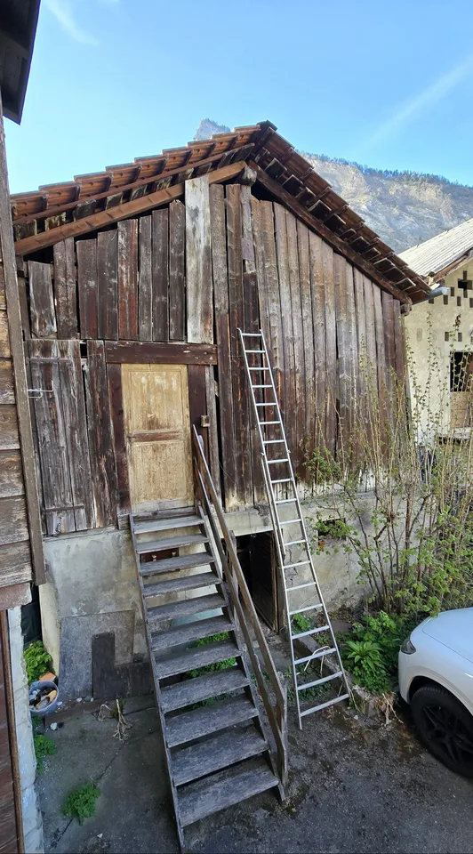 In the center - Village house with barn and shed – photo 13 of 13