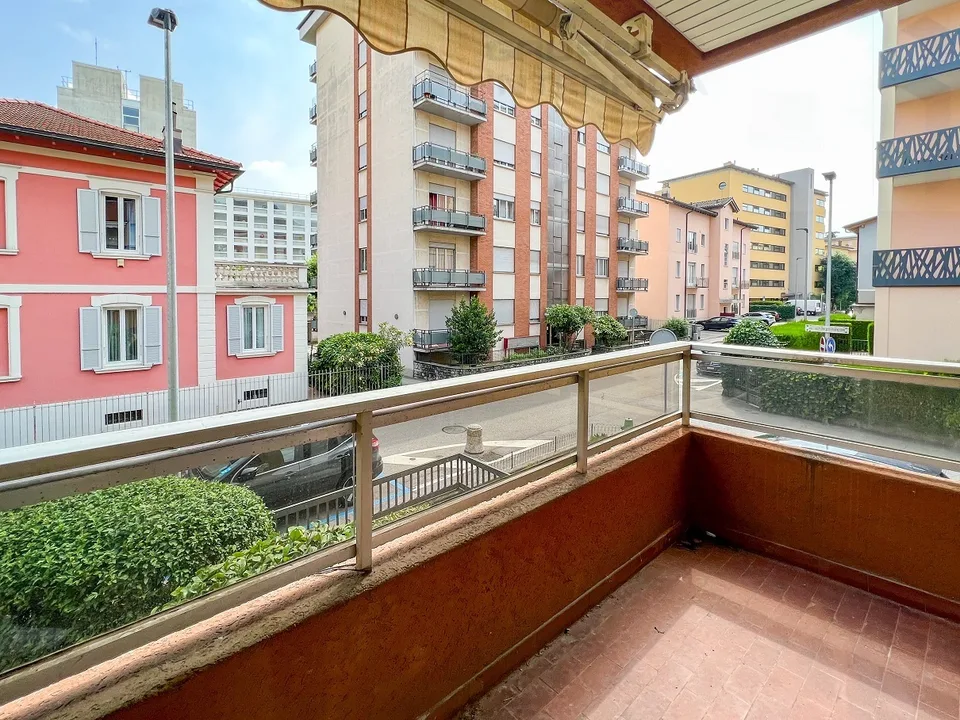 Wohnung 3.5 Zimmer teilweise renoviert