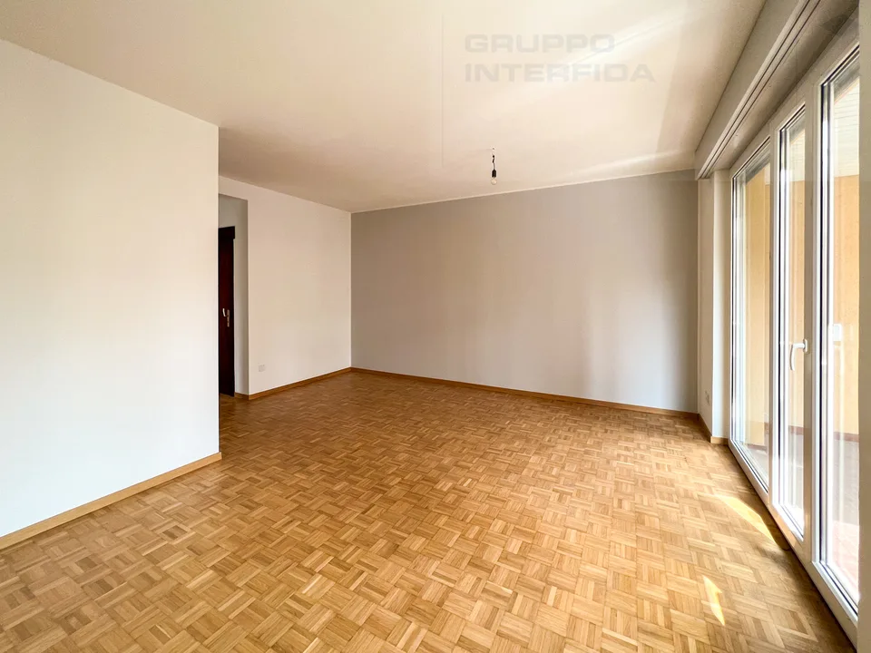 Wohnung 3.5 Zimmer teilweise renoviert