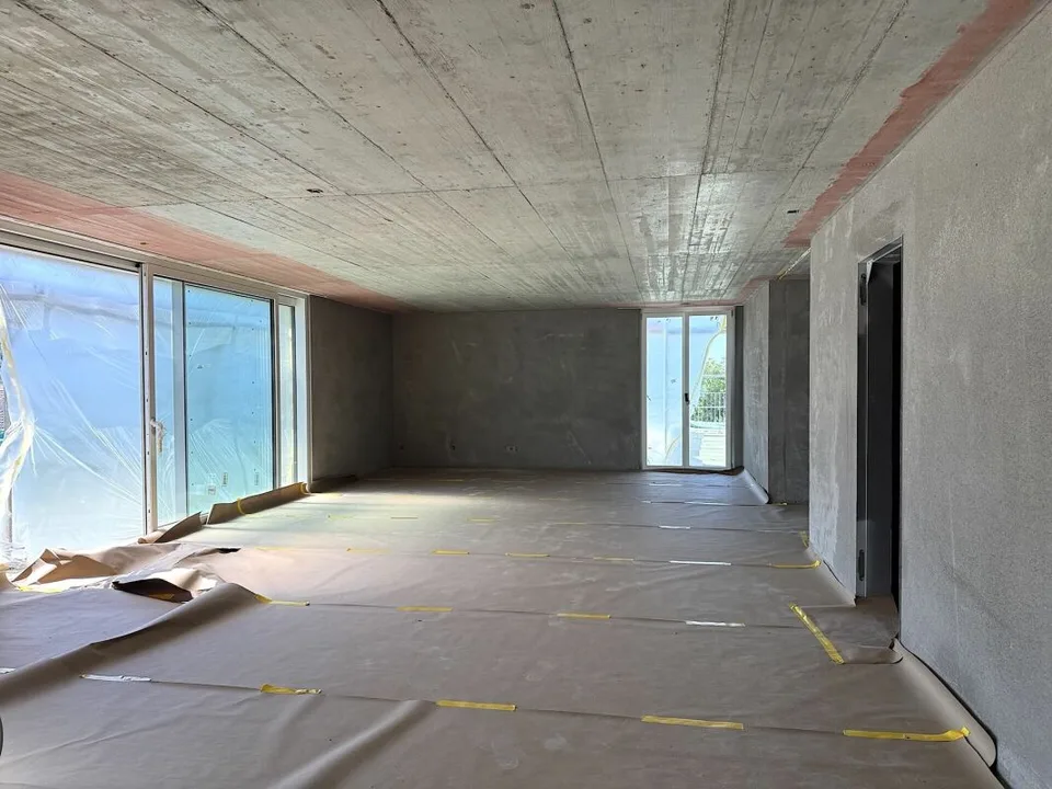 APPARTAMENTO ATTICO SPACIOSO 4 1/2 LOCALI IN CENTRO CITTÀ