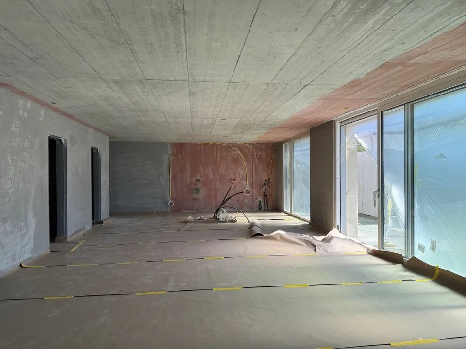 APPARTAMENTO ATTICO SPACIOSO 4 1/2 LOCALI IN CENTRO CITTÀ