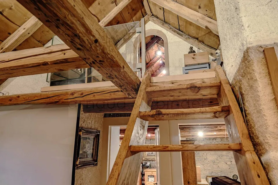 Kunst des Lebens & Großer Stil - Außergewöhnliches Duplex mit Loftcharakter