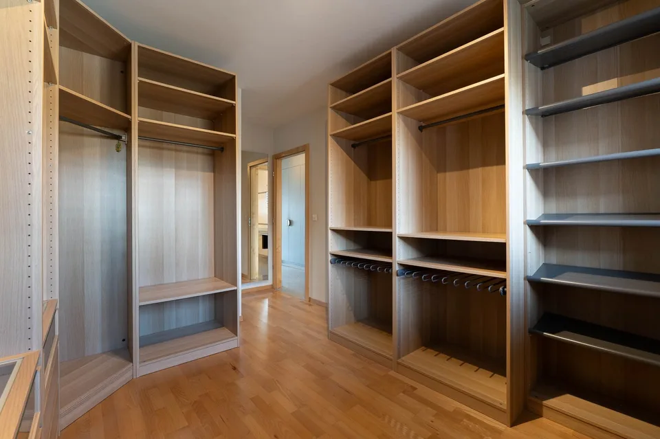 Prächtige 4,5-Zimmer-Wohnung in Mont-sur-Rolle – Foto 12 von 17