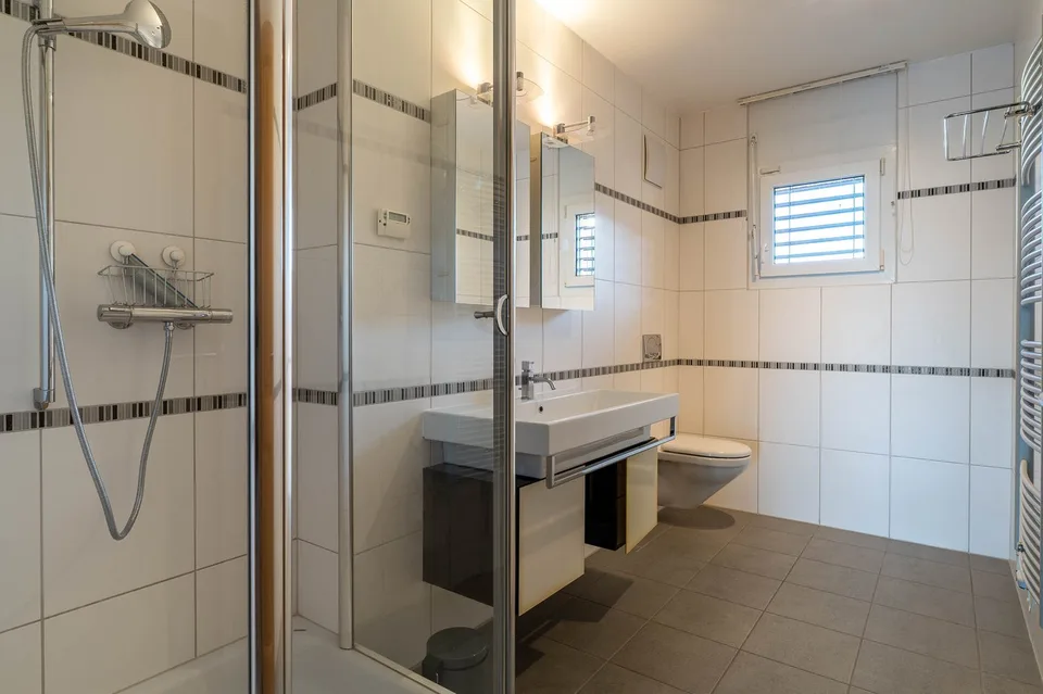 Prächtige 4,5-Zimmer-Wohnung in Mont-sur-Rolle – Foto 15 von 17