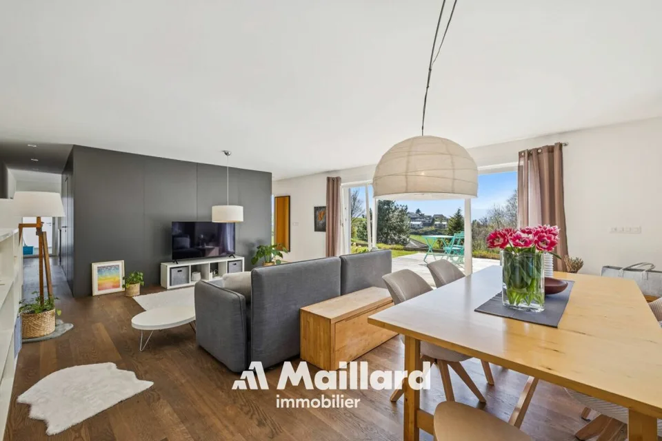 Bella villa contemporanea a St-Légier
