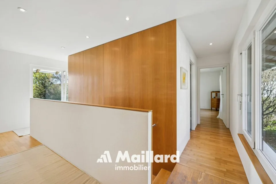 Schöne zeitgenössische Villa in St-Légier – Foto 24 von 26