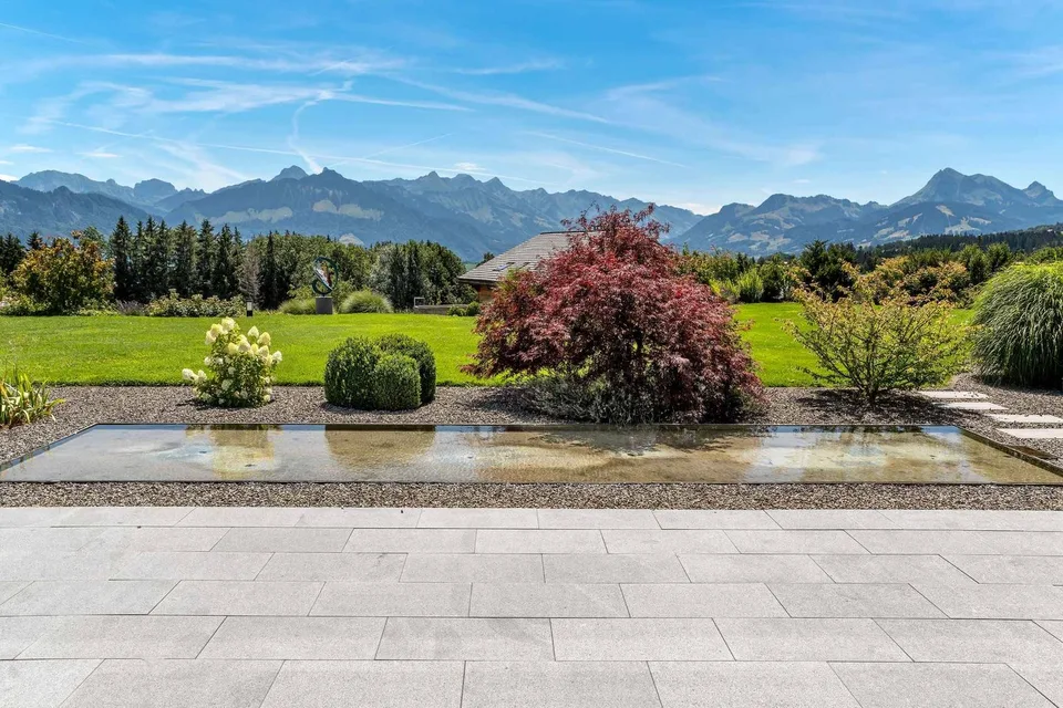 Göttliche 10-Zimmer-Eigenschaft mit atemberaubendem Blick auf die Freiburger Voralpen in Sorens (Gruyère) zum Verkauf