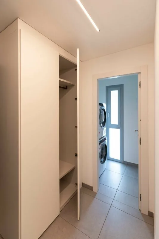 Neubau, 3.5 Zimmer mit großer Terrasse – Foto 9 von 24