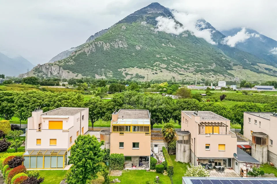 Duplex luminoso con giardino privato e serra – foto 12 di 13