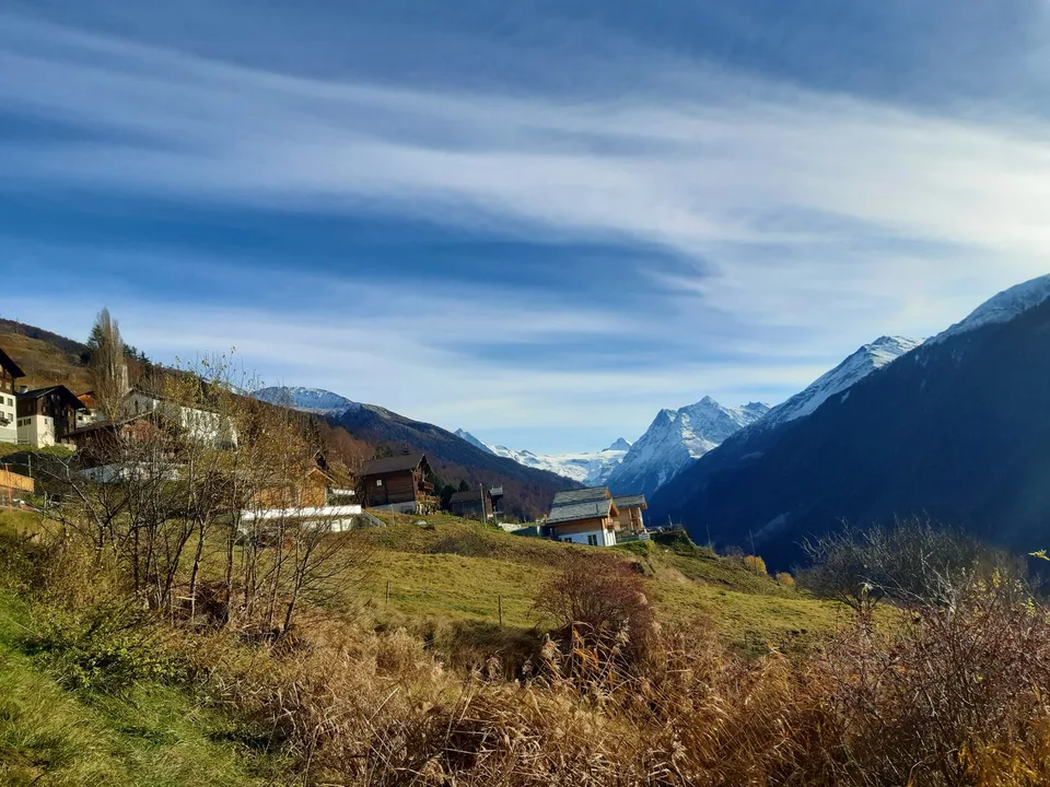 R1: Hochwertige 4.5-Zimmer-Wohnung mit atemberaubender Aussicht, St-Martin, Val d’Hérens