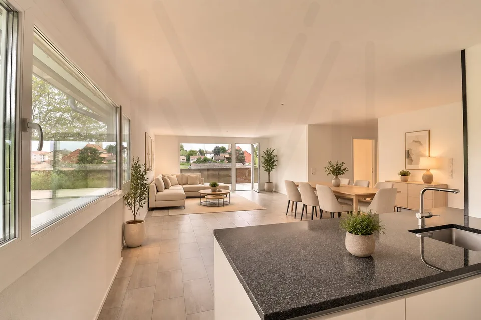 Appartement en attique de 4.5 pièces avec vue panoramique sur la campagne sans vis-à-vis !