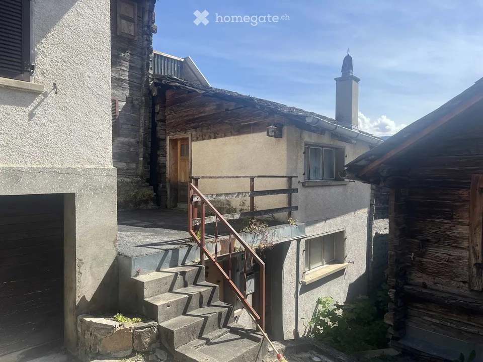 2 pièces avec cuisine, salle de bains + terrasse à Albinen.