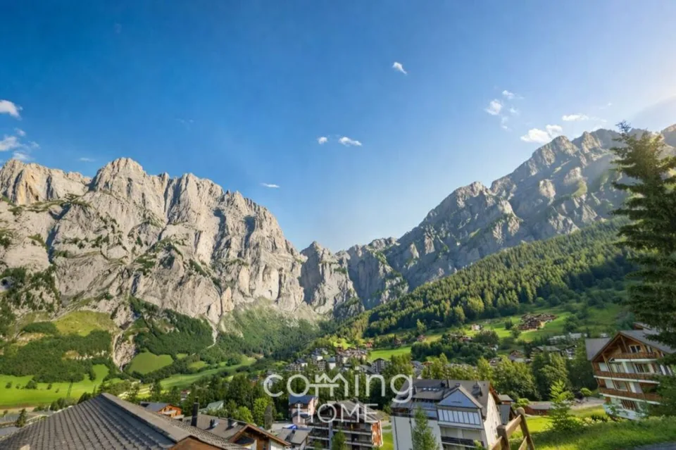 Leukerbad - Helle 2.5-Zimmer-Wohnung mit Balkon und freiem Blick auf die Walliser Alpen