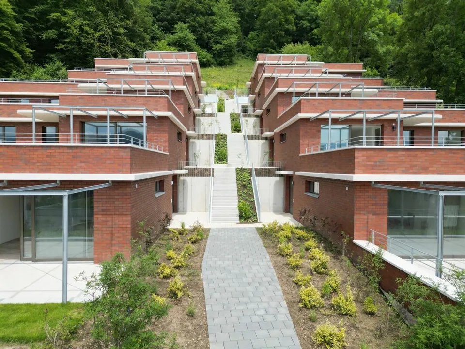 Terrassenwohnungen in einem architektonisch markanten Terrassenhaus