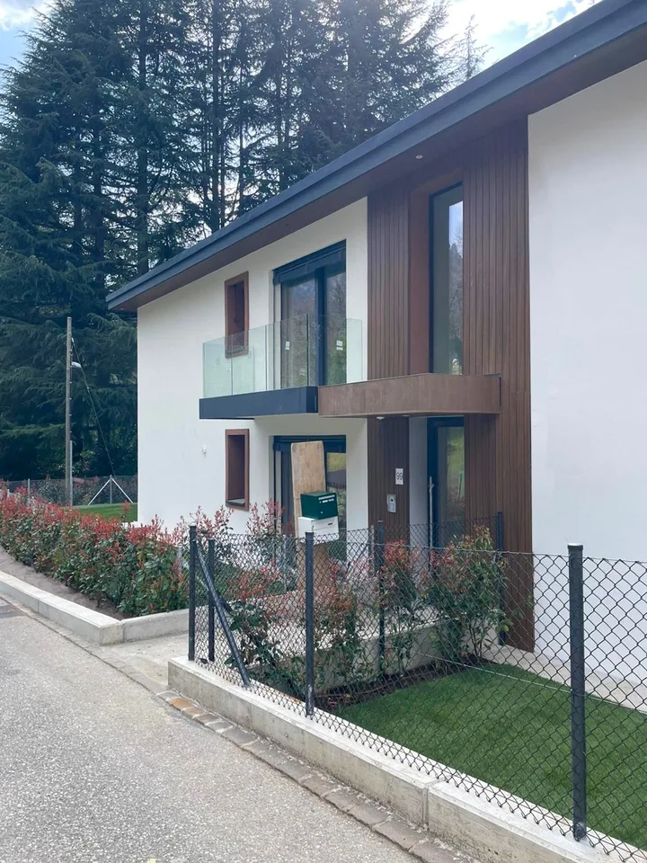 Elegantes 4.5-Zimmer-Wohnung mit privater Terrasse – Residenza Castellanza
