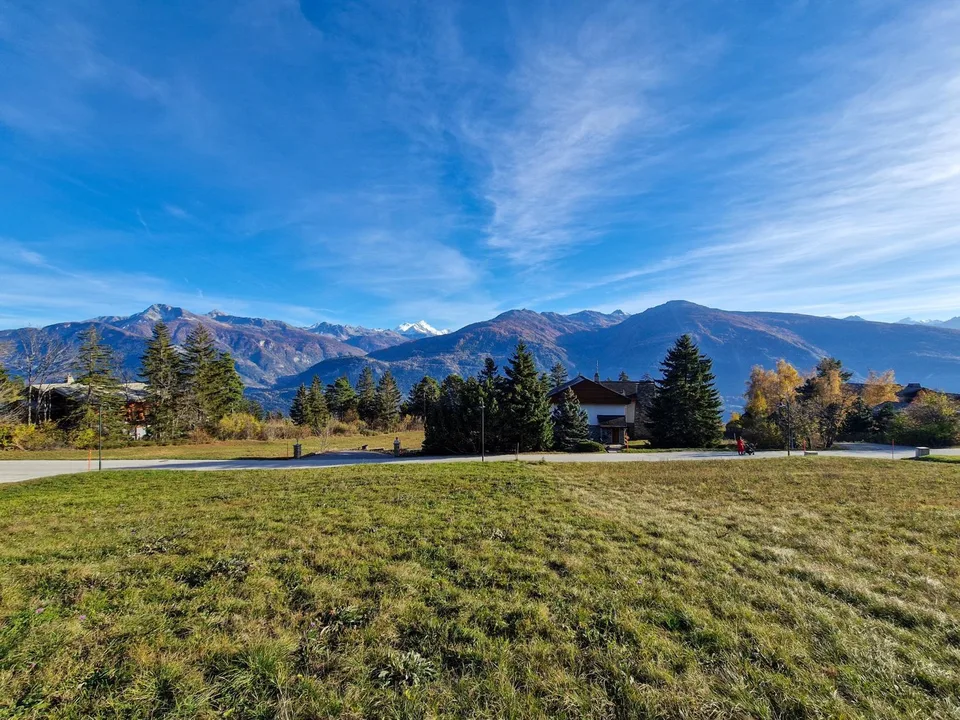 Lussuoso chalet di 5,5 locali a Crans-Montana su progetto (con autorizzazione di costruzione) – foto 6 di 11