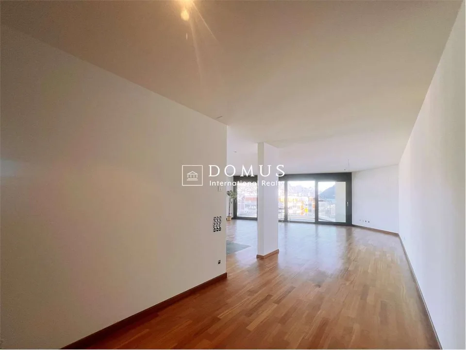 Luxuriöse Wohnung in Paradiso – Foto 8 von 13