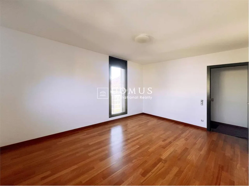 Luxuriöse Wohnung in Paradiso – Foto 9 von 13