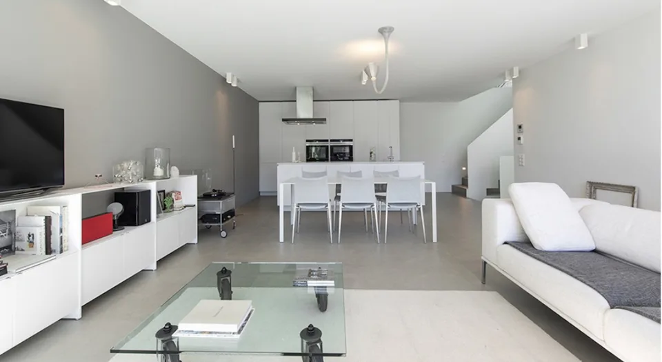 Geräumiges Duplex mit Garten und grünem Blick