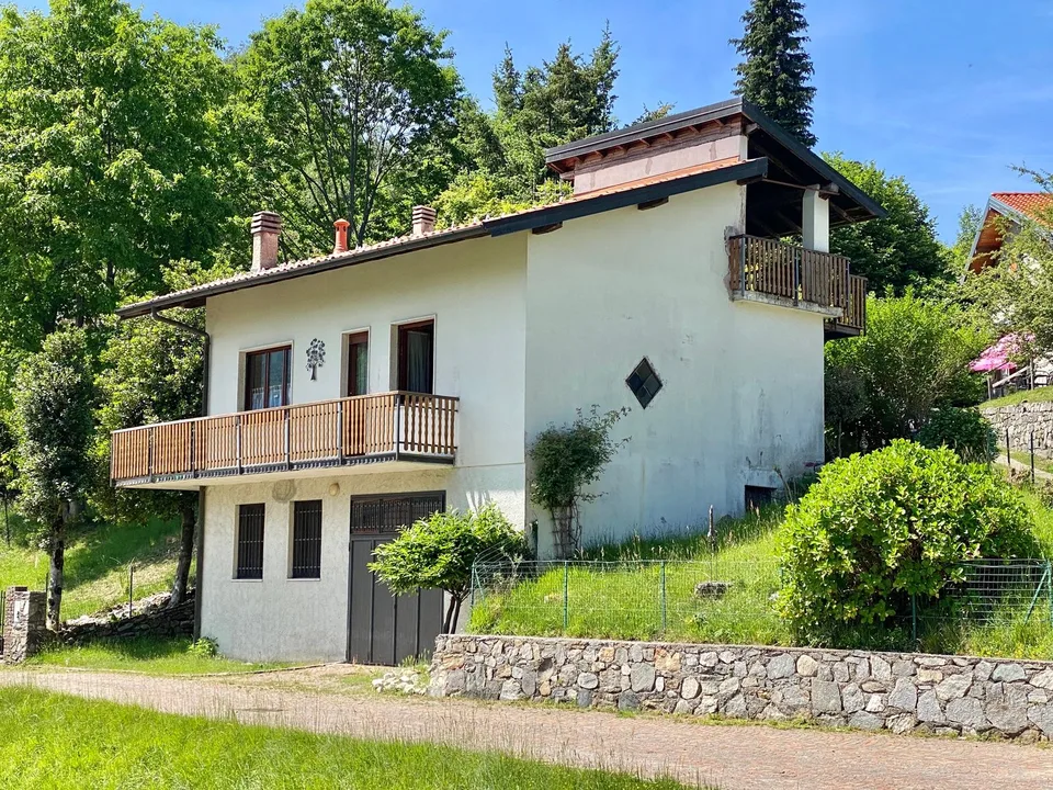 Gemütliches Einfamilienhaus in ruhiger Berglage inmitten der Natur