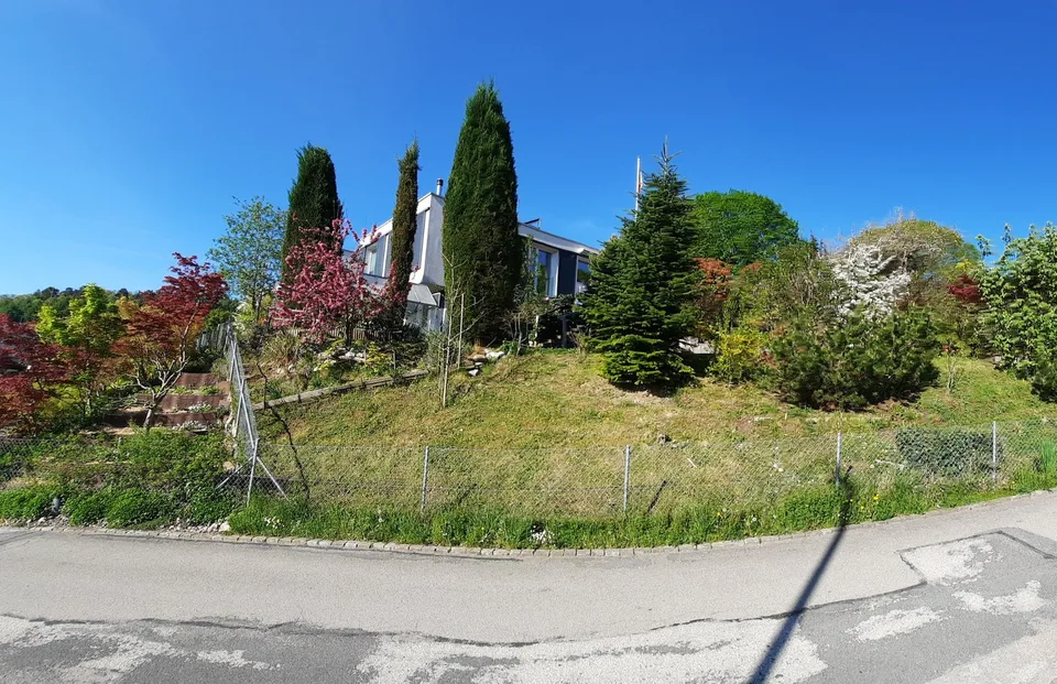 Maison mitoyenne avec viager occupé 5 ans et terrain annexe constructible