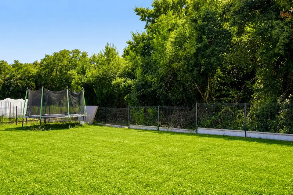 Modernes Einfamilienhaus in Saint-Louis Neuweg – 229 m² Nutzfläche auf 880 m² Grundstüc – Foto 18 von 19