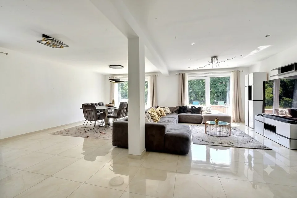 Modernes Einfamilienhaus in Saint-Louis Neuweg – 229 m² Nutzfläche auf 880 m² Grundstüc – Foto 7 von 19