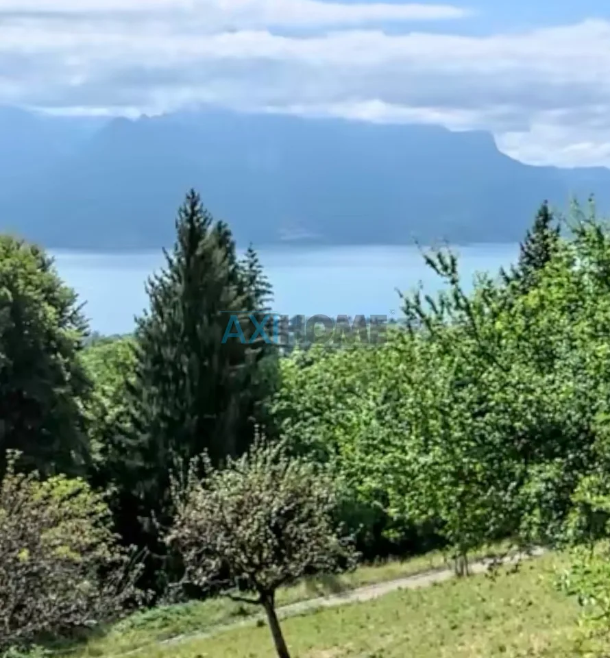 Parcelle à bâtir vue lac avec permis en force d'une villa individuelle