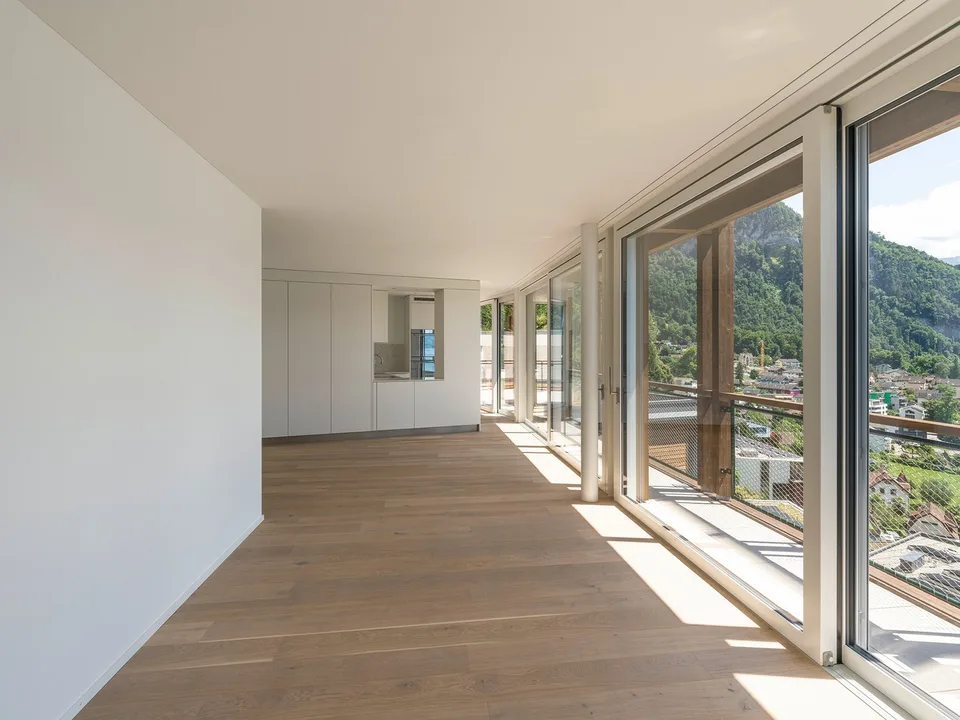 Appartement attique exclusif de 5,5 pièces à Vitznau – vivre avec vue sur le lac