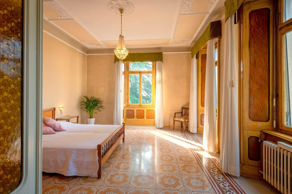 Faszinierende Villa aus dem frühen 20. Jahrhundert – Foto 10 von 17