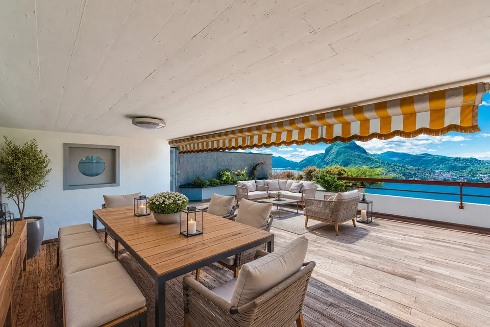 Attico moderno con splendida terrazza rooftop
