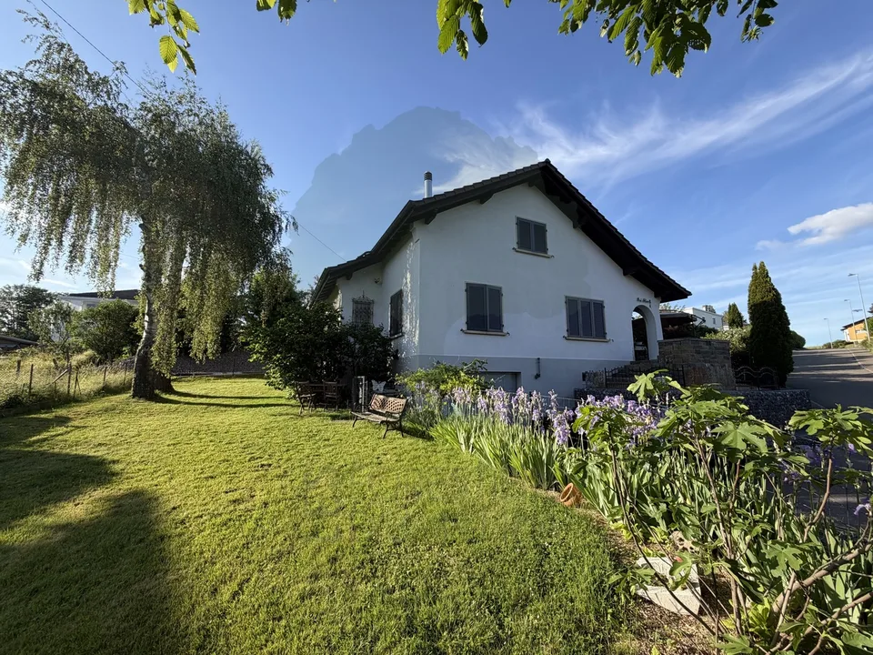 Schönes Familienhaus von 146 m² auf einem Grundstück von 818m2 in Alle