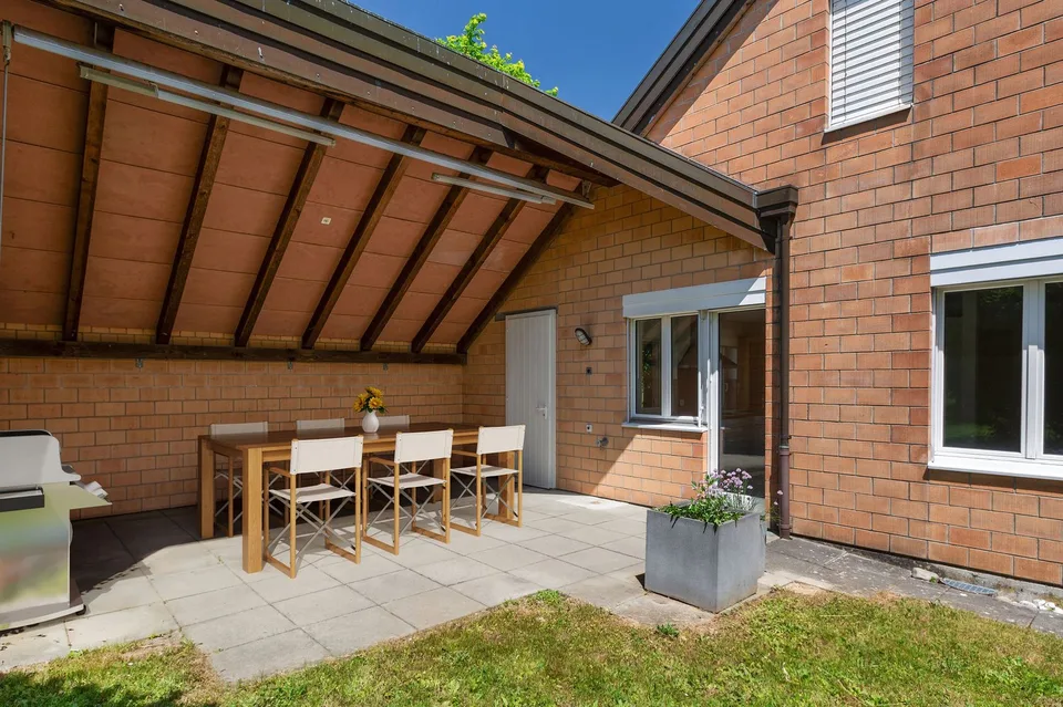 Architektenhaus mit 6.5 Zimmern in Porrentruy